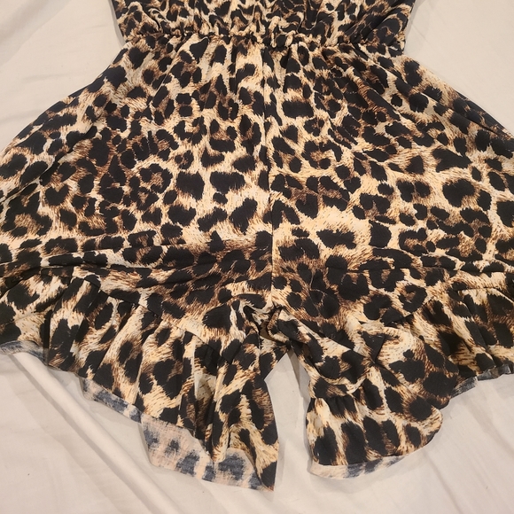 Leopard romper - Picture 3 of 4